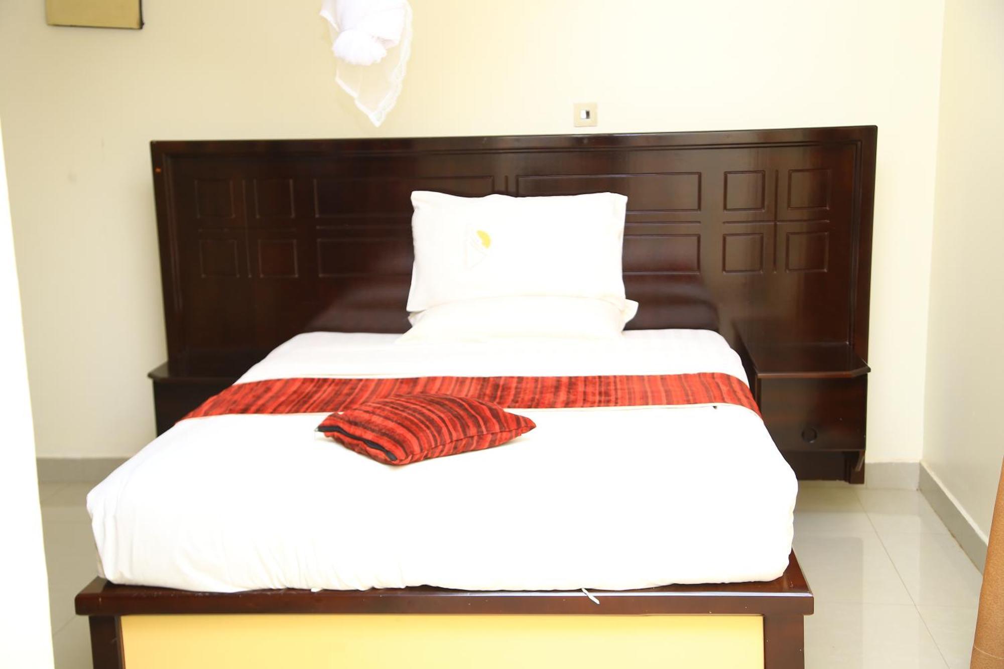 Glory Summit Hotel Hoima Dış mekan fotoğraf