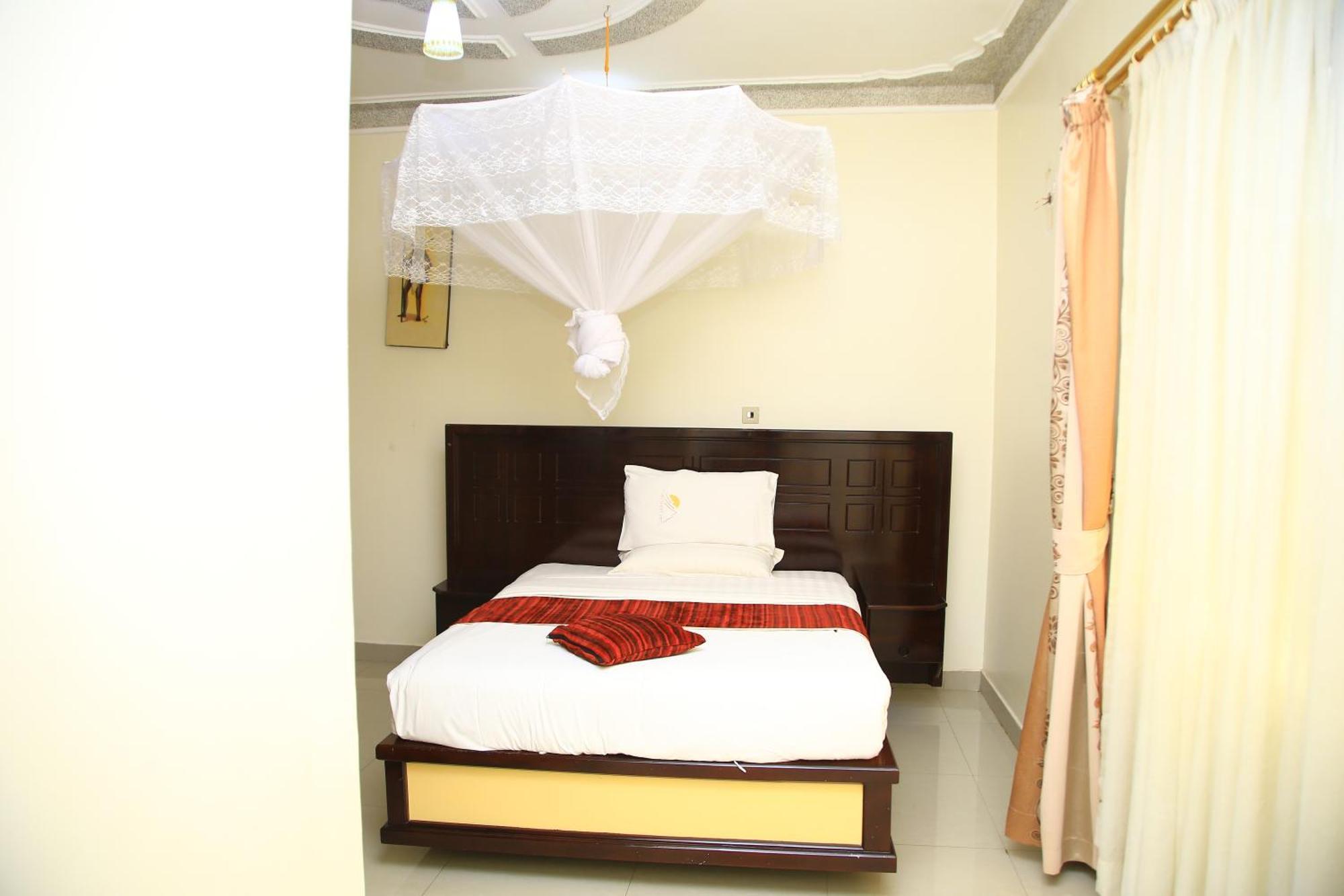 Glory Summit Hotel Hoima Dış mekan fotoğraf